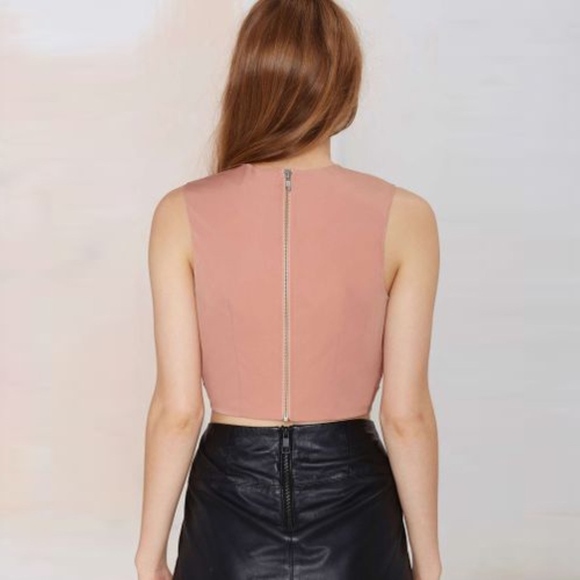 NASTY GAL Gathered Pink “Knot In Love” Crop Top - Picture 3 of 7